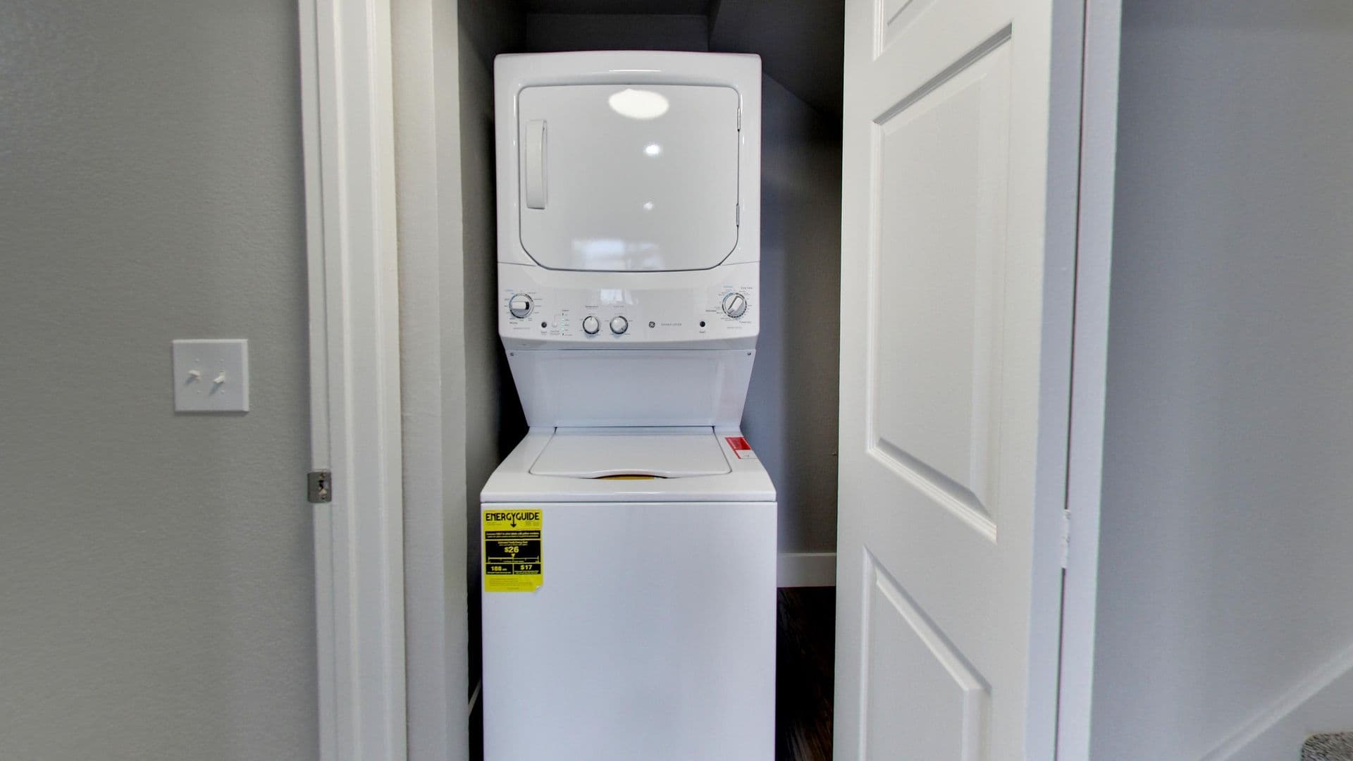 San Leandro Apartment: 900 143rd Avenue