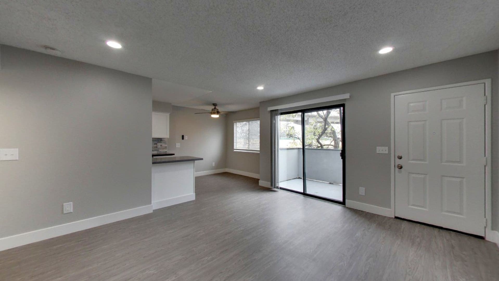 San Leandro Apartment: 900 143rd Avenue