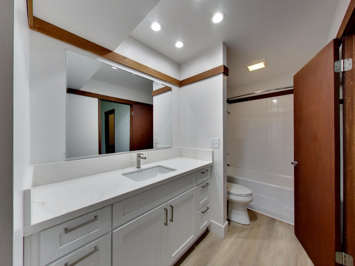 Napa Apartment: 2942 Soscol Ave