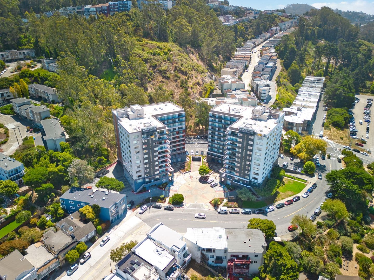 San Francisco Apartment: 8 Locksley Avenue