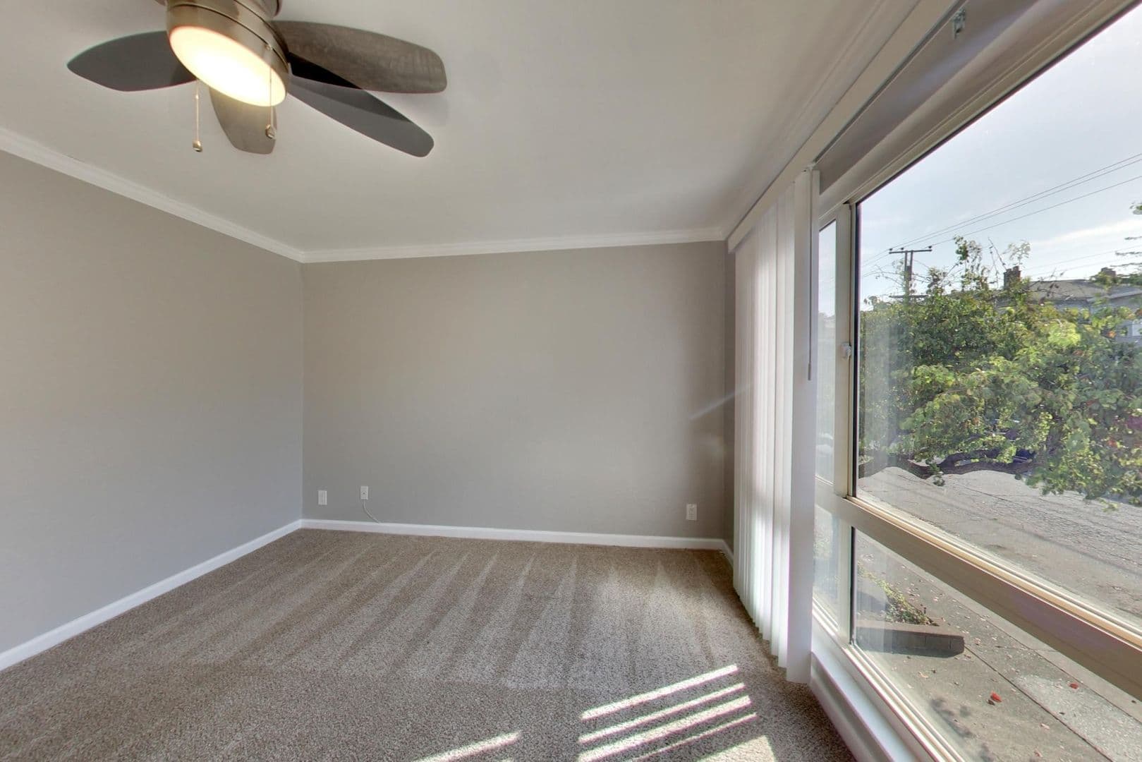 Oakland Apartment: 270 Perkins Street