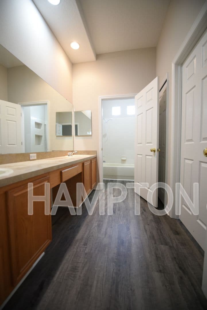 KISSIMMEE House: 2809 EAGLE CLAW COURT