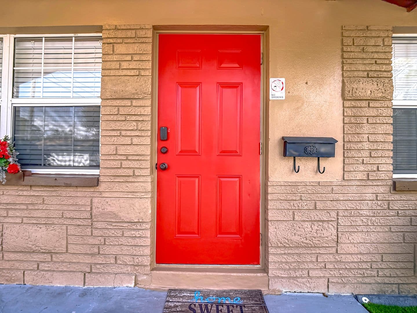 ST. PETERSBURG Condo: 220 SE JEFFERSON CIRCLE N