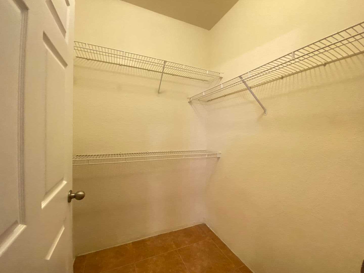 ORLANDO Condo: 6025 WESTGATE DR #2512