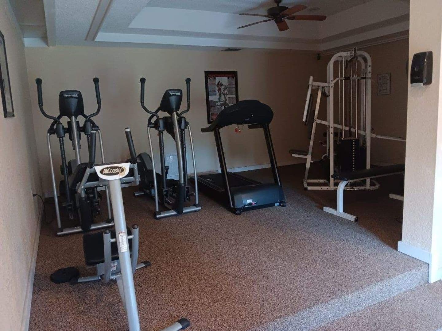 ORLANDO House: 3047 OAK PARK WAY