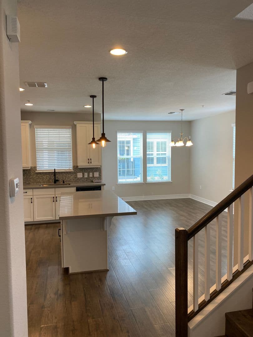WINTER SPRINGS House: 1061 CLIFTON SPRINGS LANE