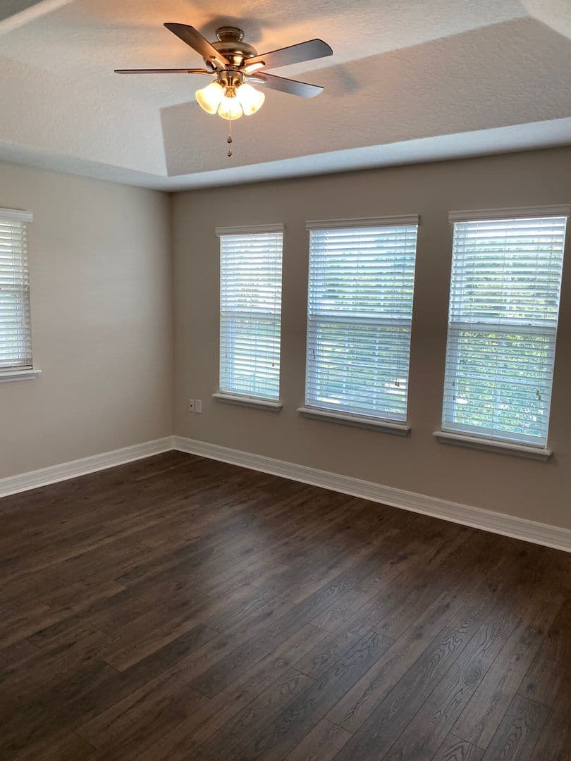 WINTER SPRINGS House: 1061 CLIFTON SPRINGS LANE