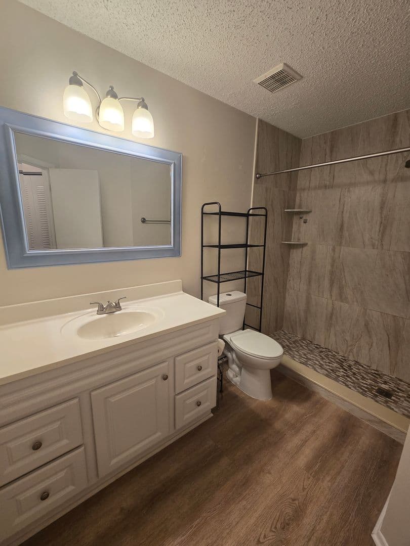LAKE MARY Condo: 2577 GRASSY POINT DR