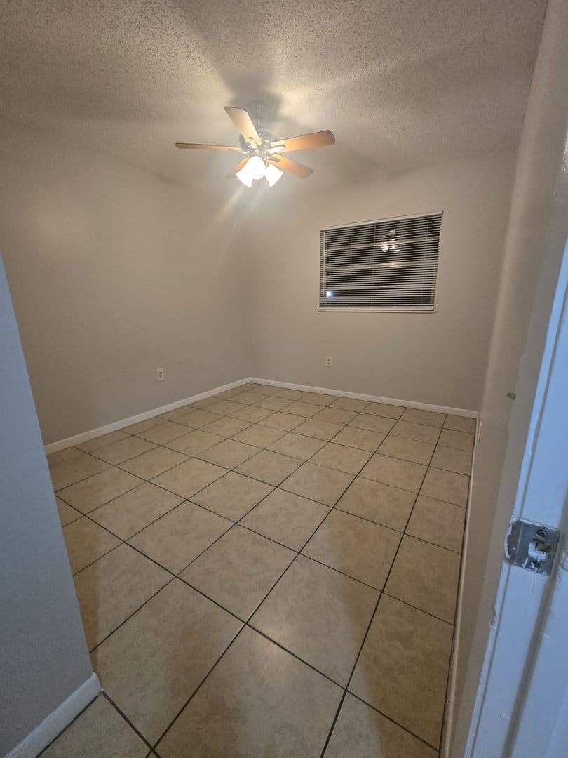 ZEPHYRHILLS House: 38731 ALSTON AVE