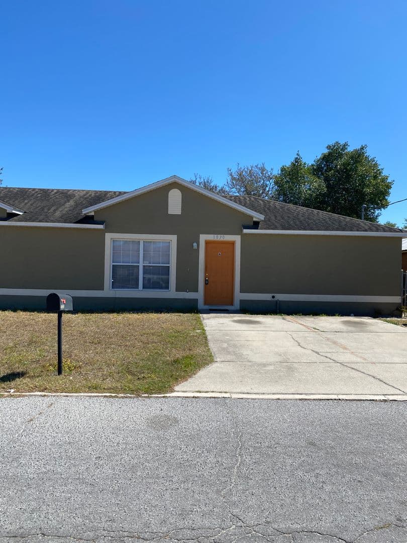 WINTER HAVEN House: 1830 2ND STREET NW