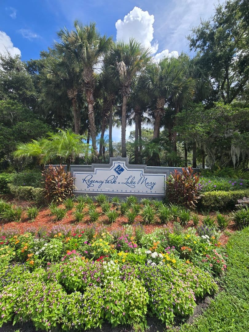 LAKE MARY Condo: 2577 GRASSY POINT DR