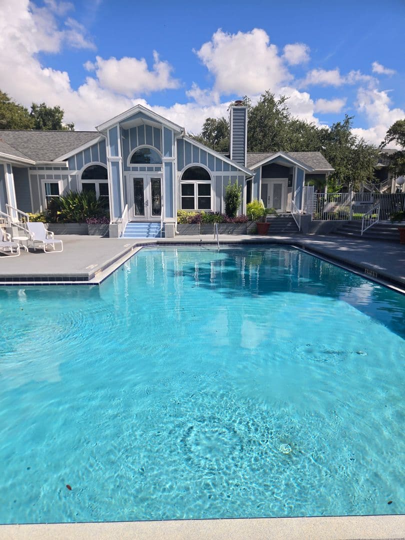 LAKE MARY Condo: 2577 GRASSY POINT DR