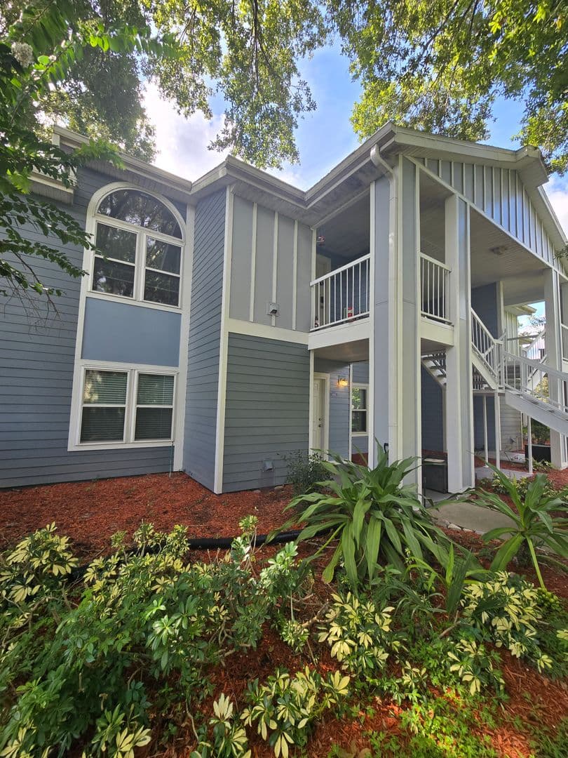 LAKE MARY Condo: 2577 GRASSY POINT DR
