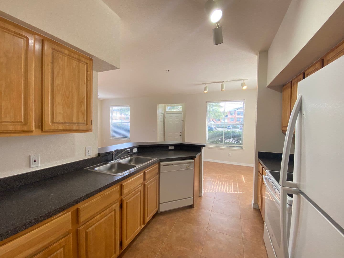 ORLANDO Condo: 6025 WESTGATE DR #2512