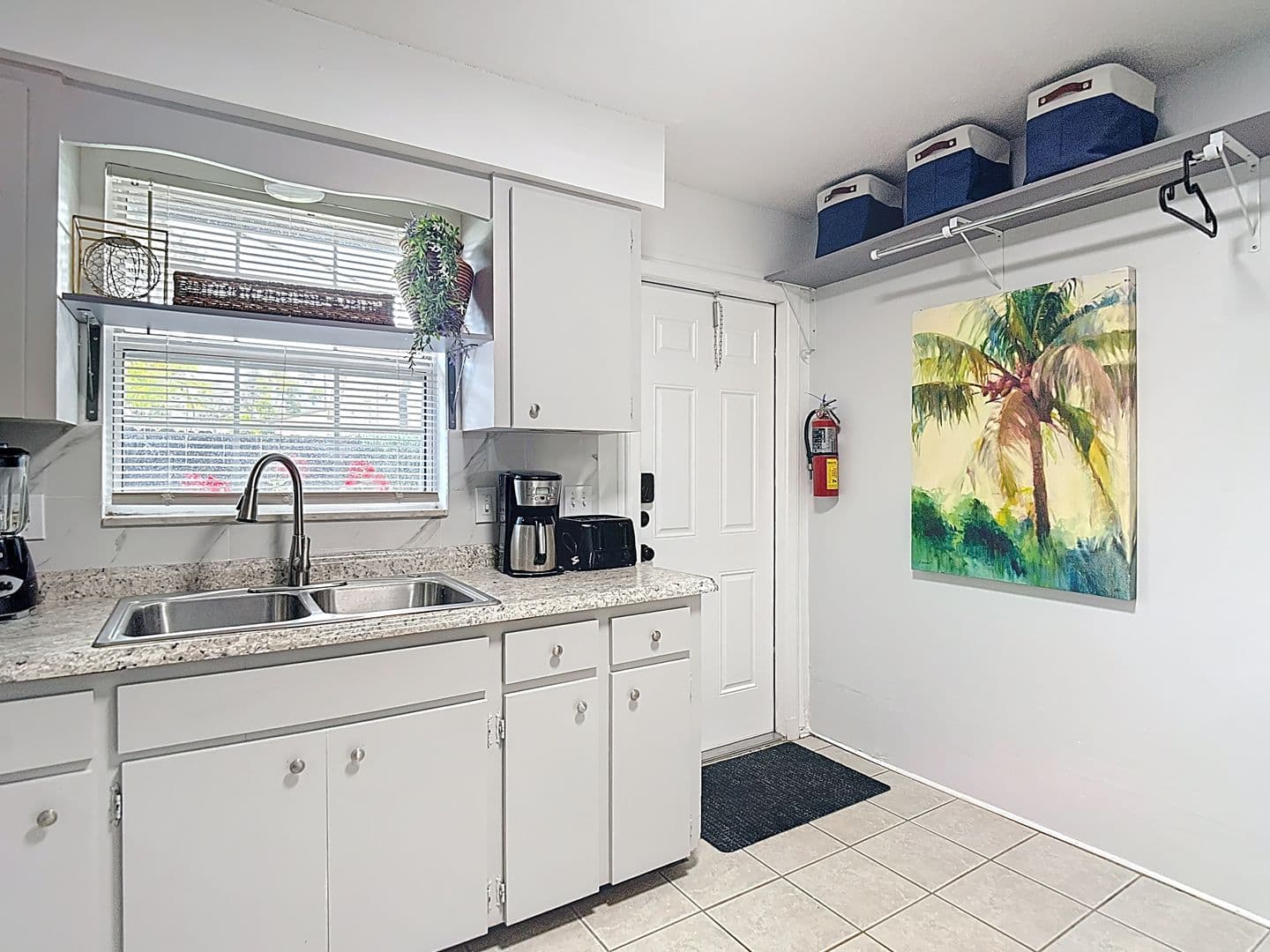 ST. PETERSBURG Condo: 220 SE JEFFERSON CIRCLE N