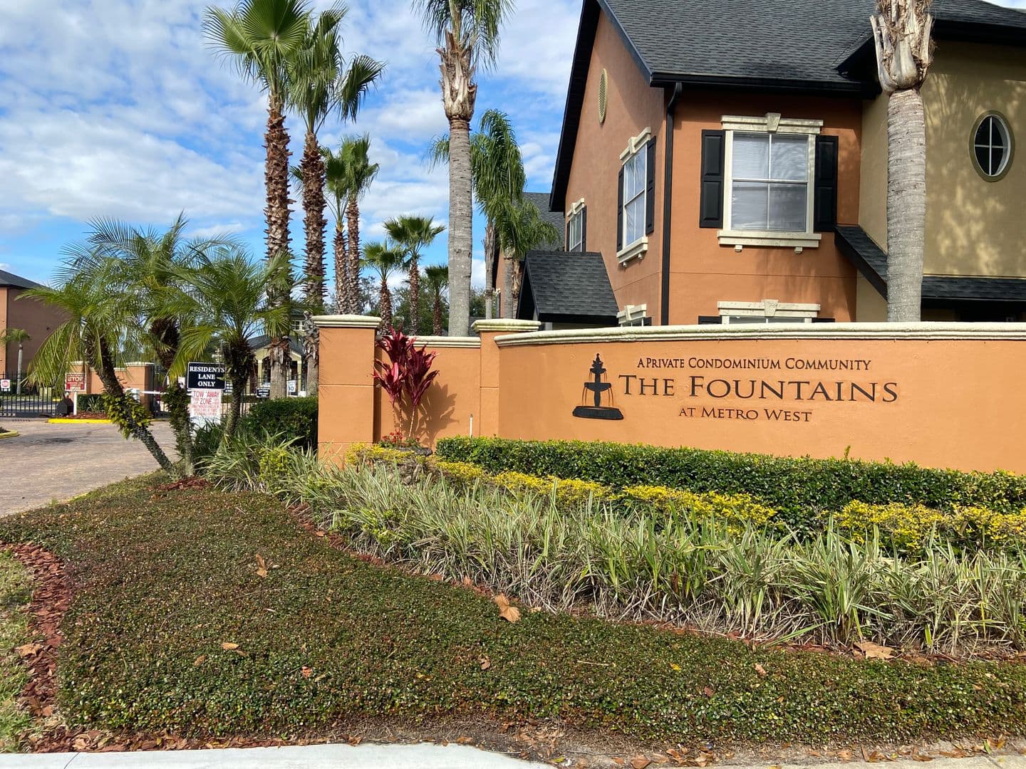 ORLANDO Condo: 6025 WESTGATE DR #2512