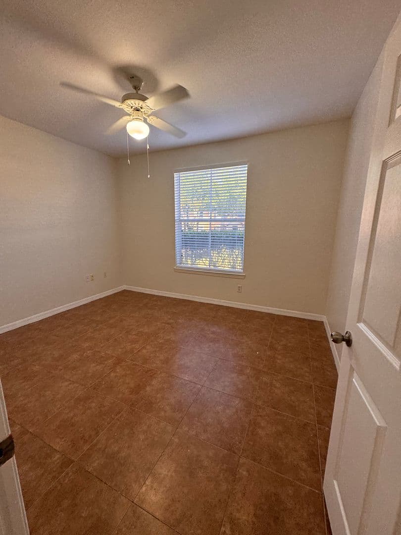 ORLANDO Condo: 6025 WESTGATE DR #2512