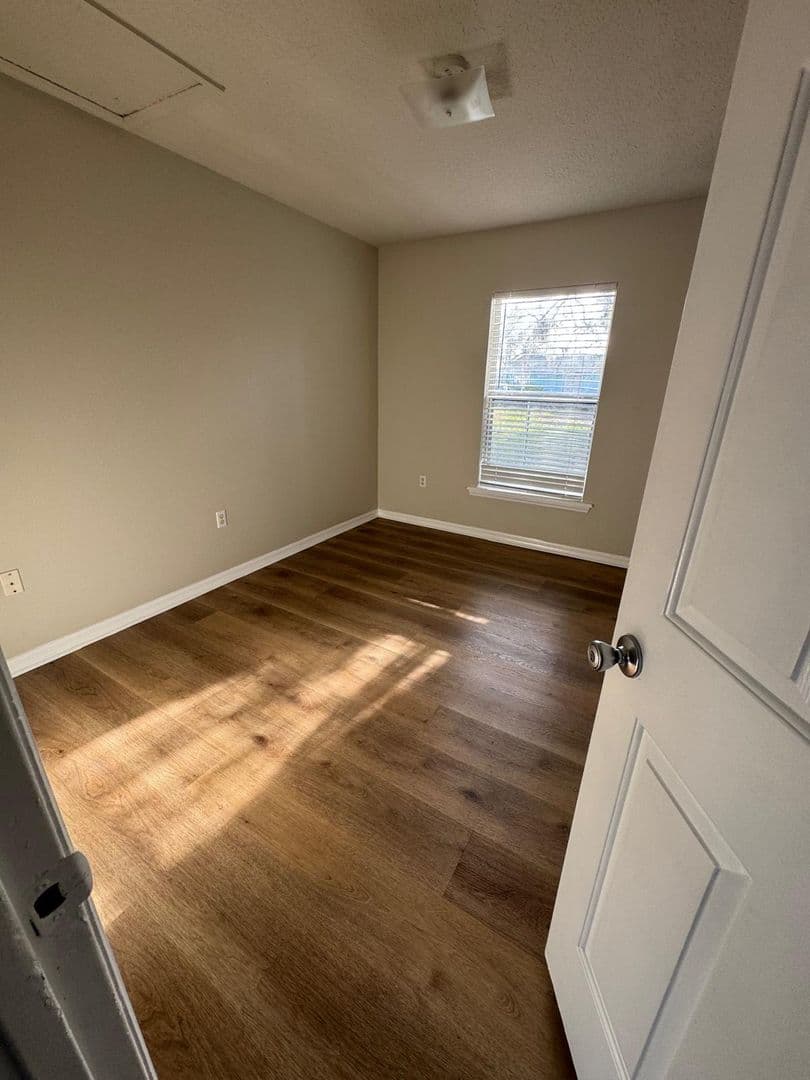 WINTER HAVEN House: 1830 2ND STREET NW