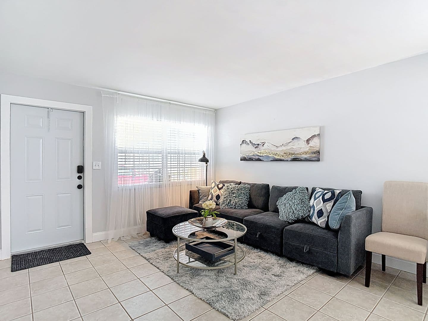 ST. PETERSBURG Condo: 220 SE JEFFERSON CIRCLE N