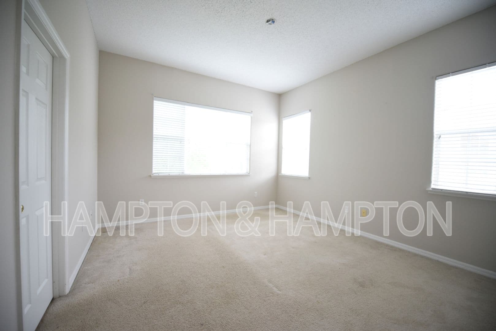 KISSIMMEE House: 2809 EAGLE CLAW COURT