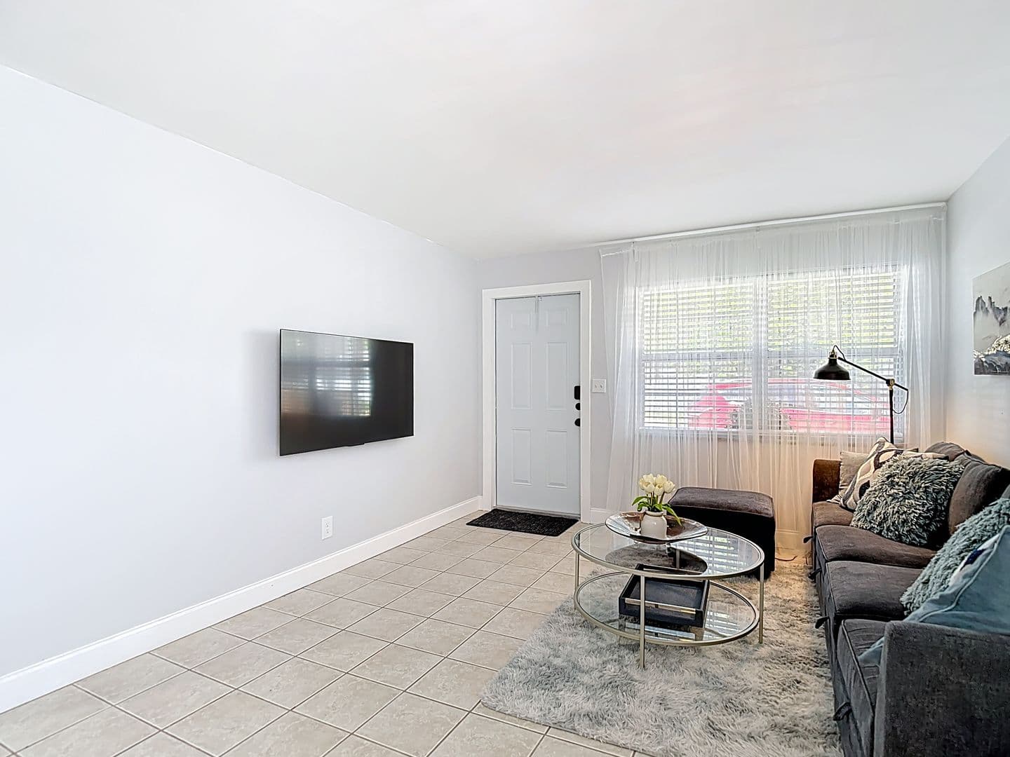 ST. PETERSBURG Condo: 220 SE JEFFERSON CIRCLE N