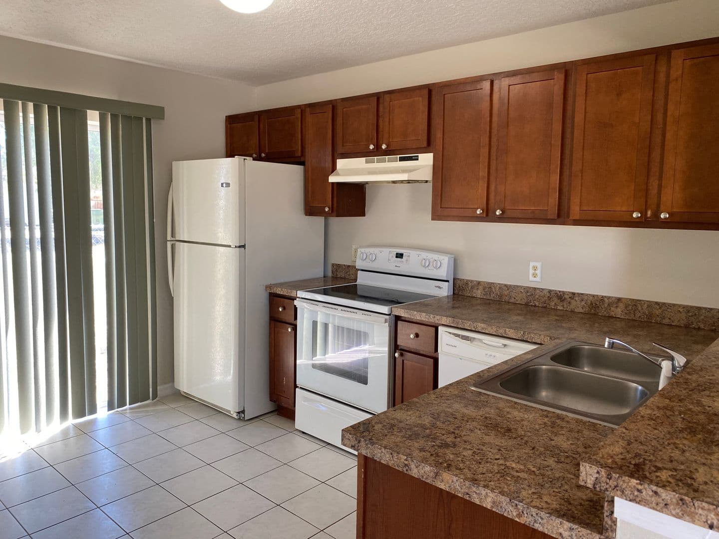 WINTER HAVEN House: 1830 2ND STREET NW