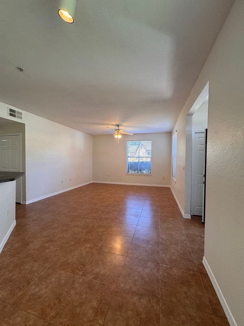ORLANDO Condo: 6025 WESTGATE DR #2512
