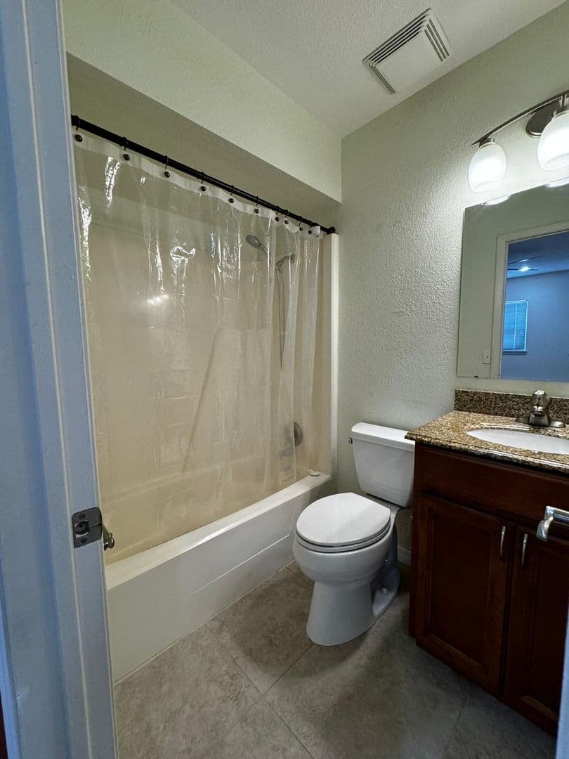 MAITLAND House: 826 TOWN CIRCLE