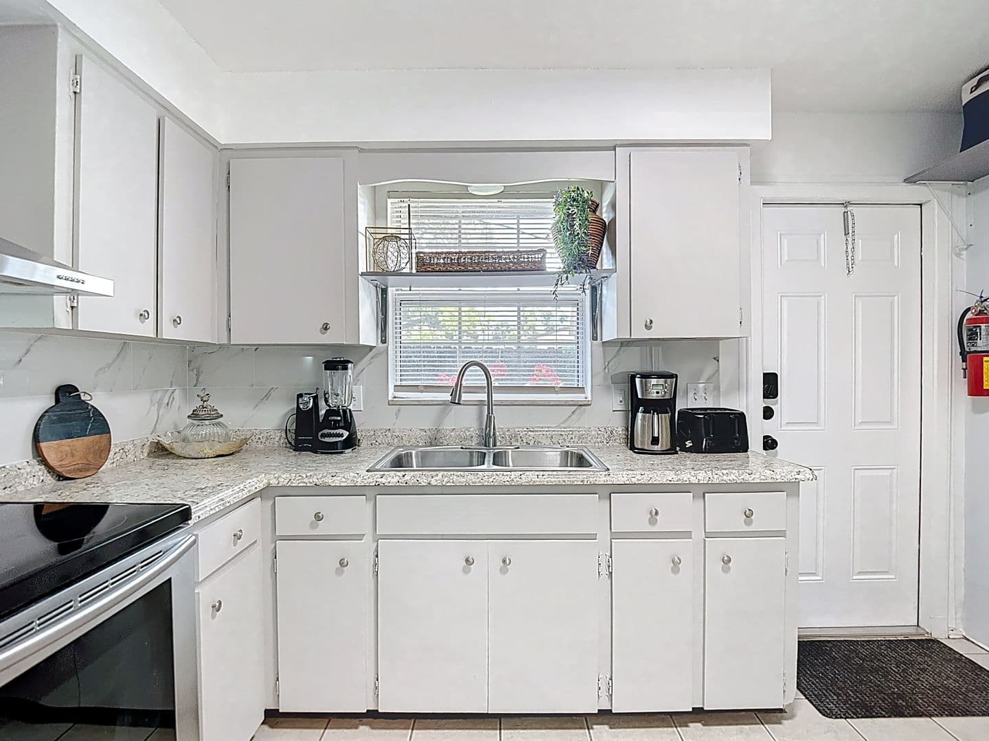 ST. PETERSBURG Condo: 220 SE JEFFERSON CIRCLE N