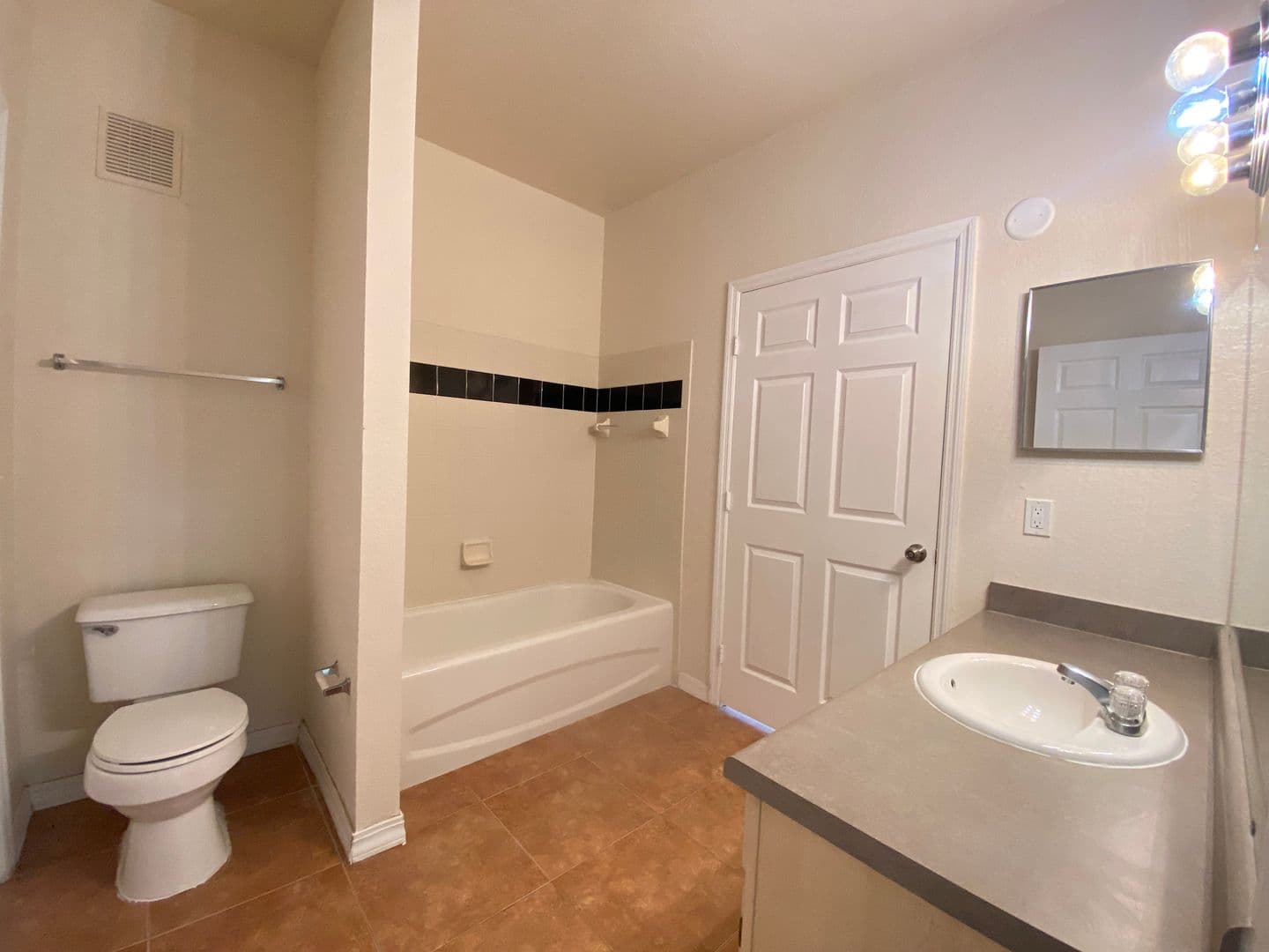 ORLANDO Condo: 6025 WESTGATE DR #2512
