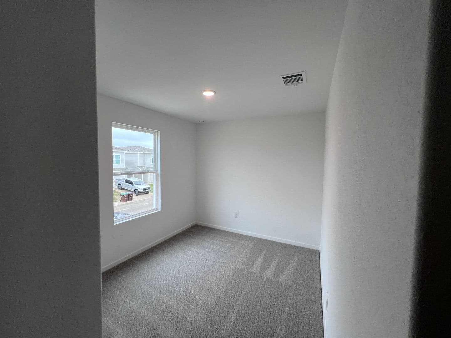 San Antonio House: 7623-Aston Cross
