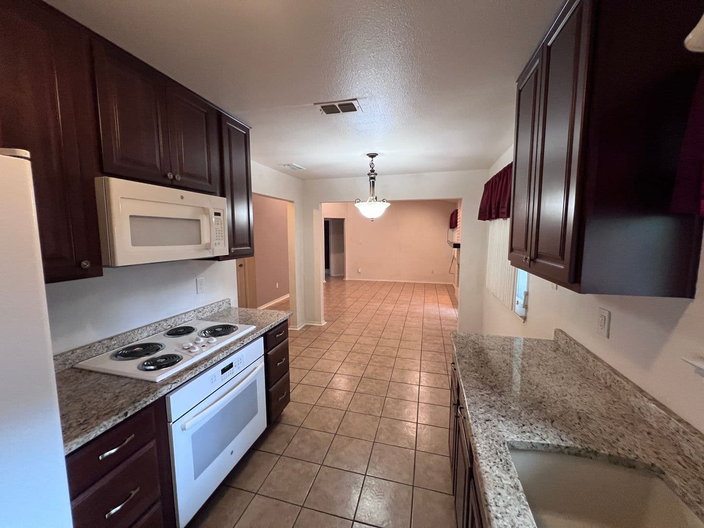 San Antonio House: 3345-Stoney Square