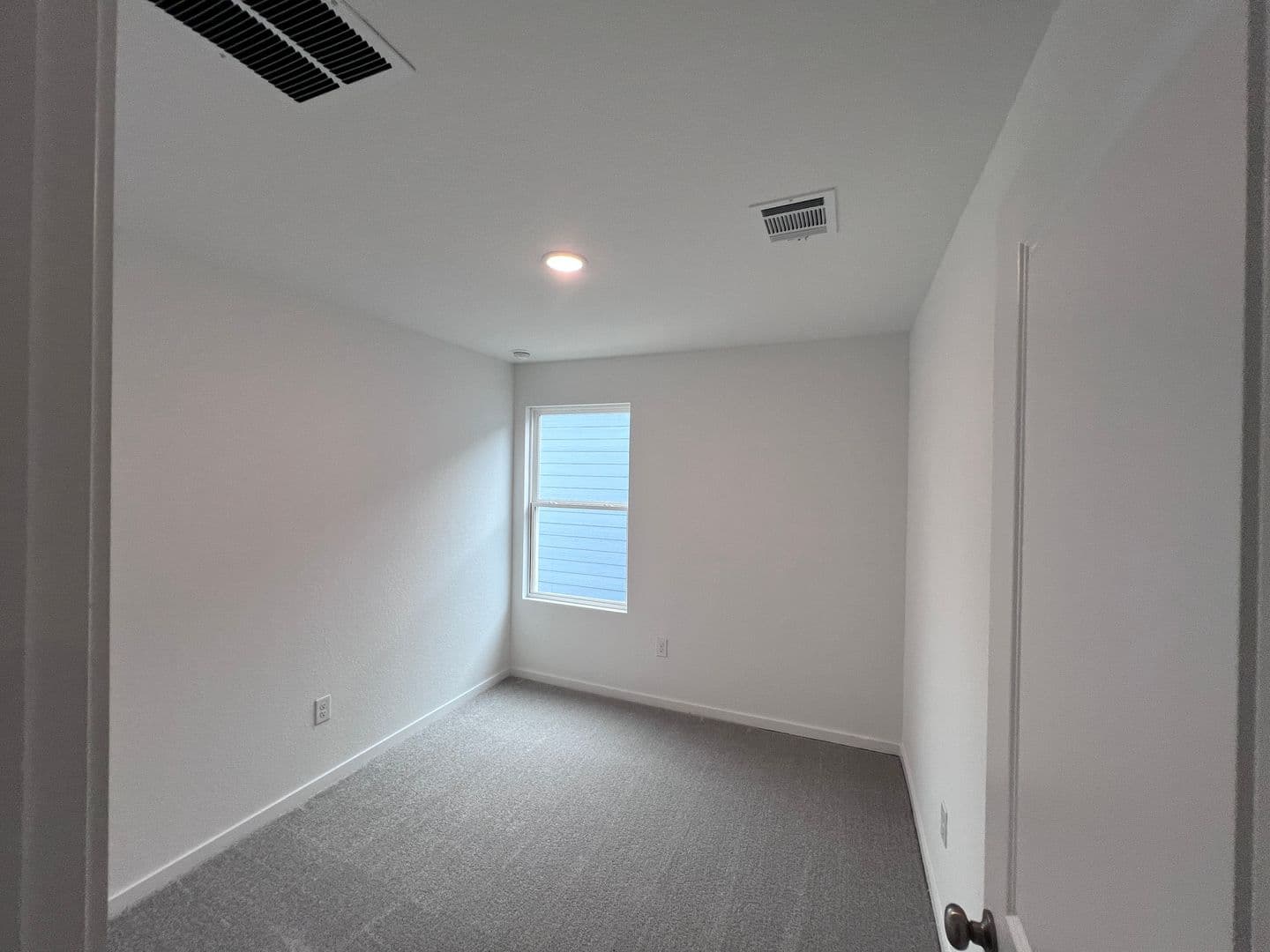 San Antonio House: 7623-Aston Cross