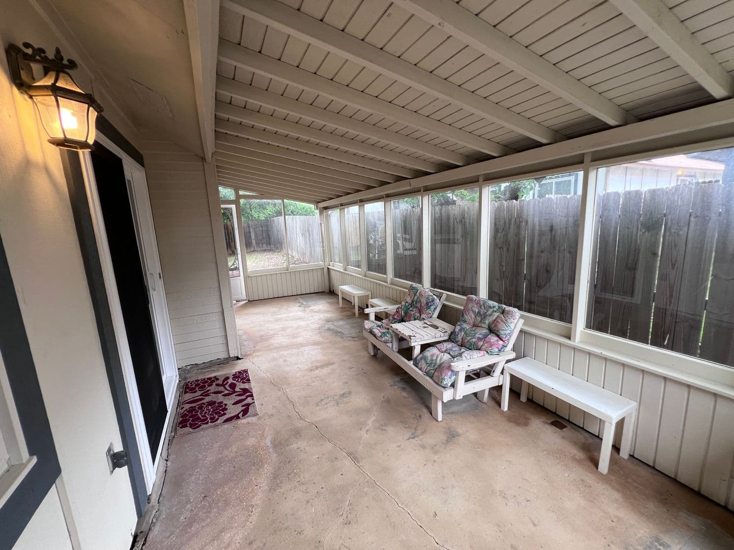 San Antonio House: 3345-Stoney Square