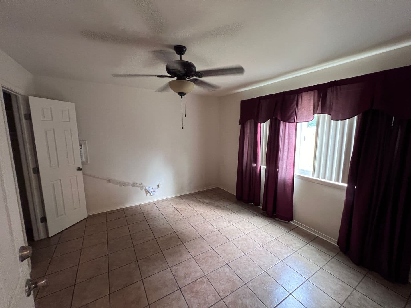 San Antonio House: 3345-Stoney Square