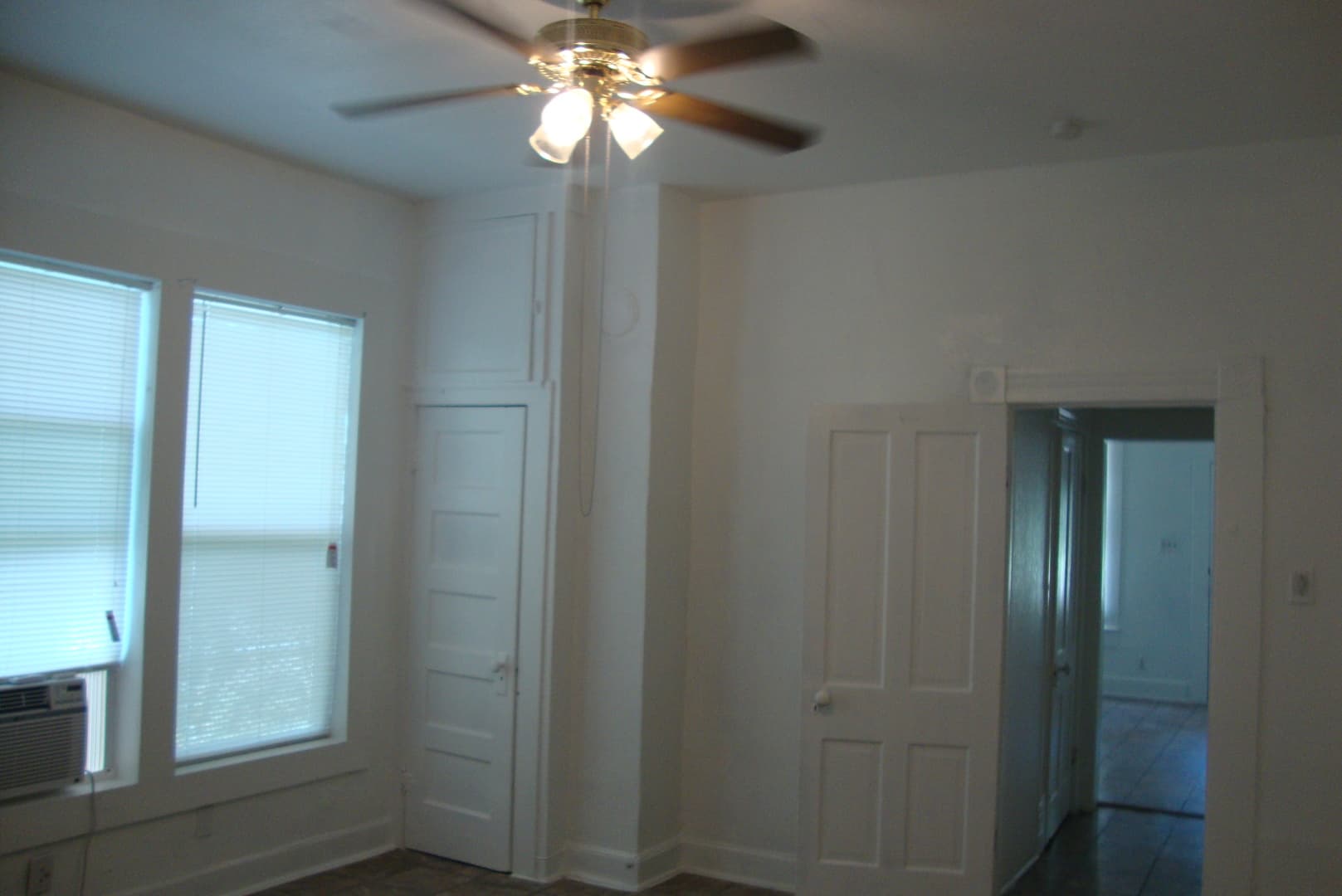 San Antonio Apartment: 136-E. Dullnig Ct