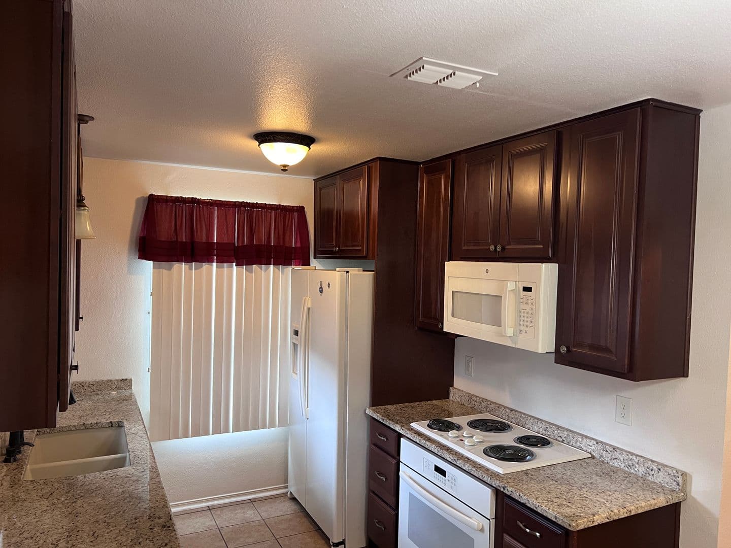 San Antonio House: 3345-Stoney Square