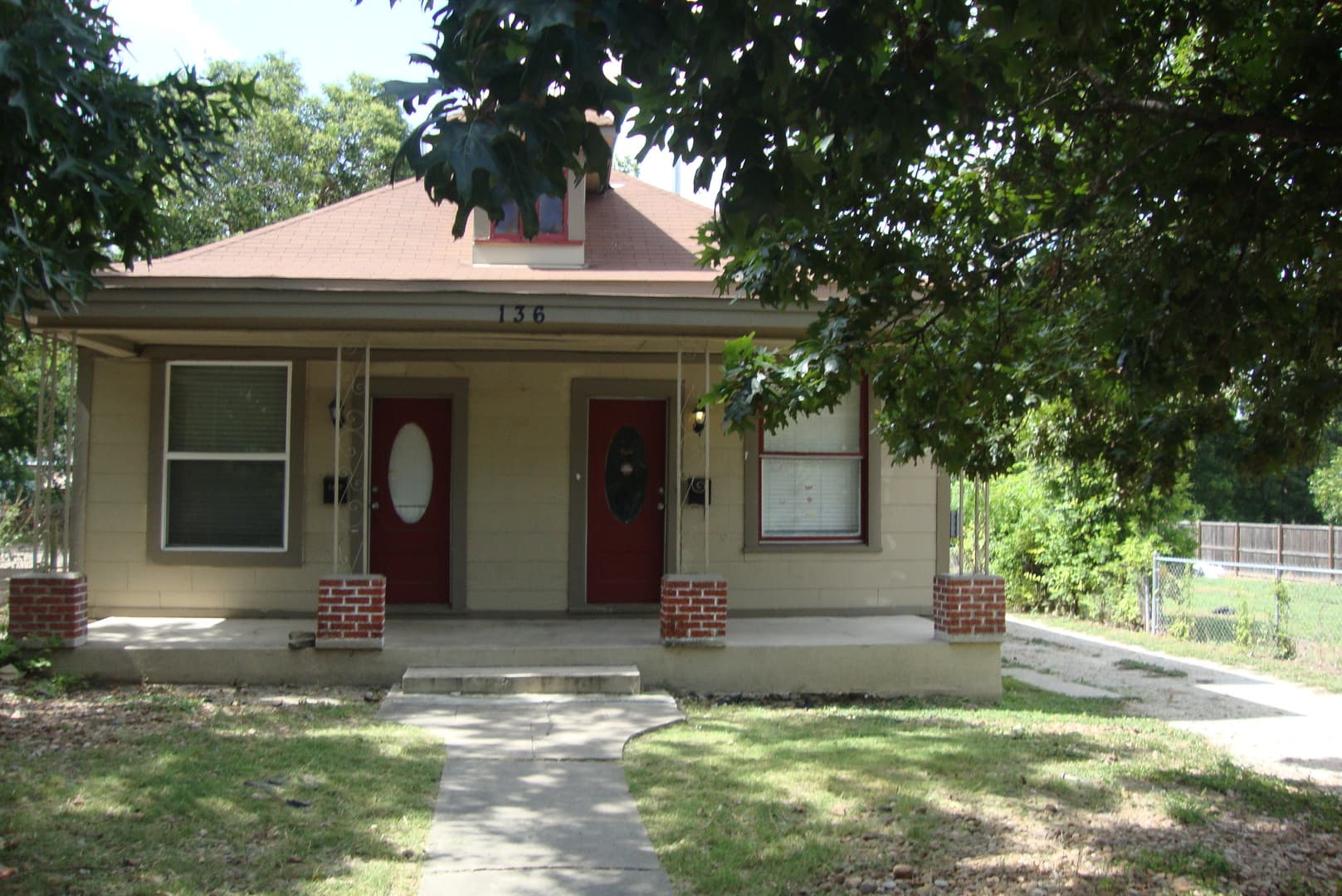 San Antonio Apartment: 136-E. Dullnig Ct