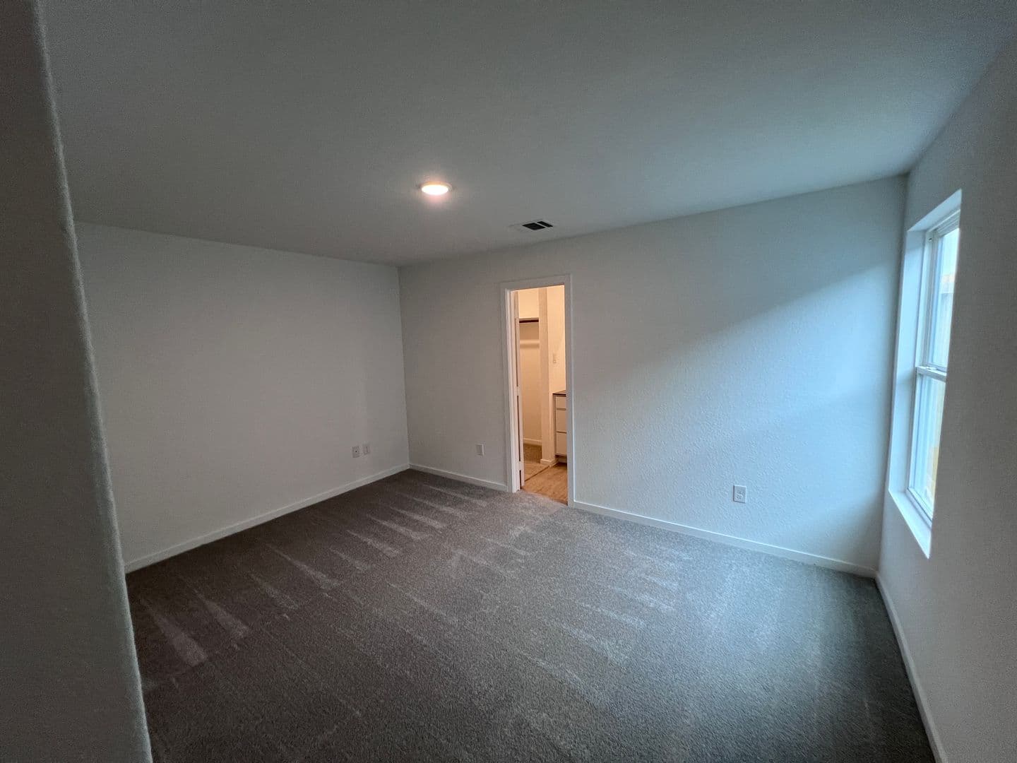 San Antonio House: 7623-Aston Cross