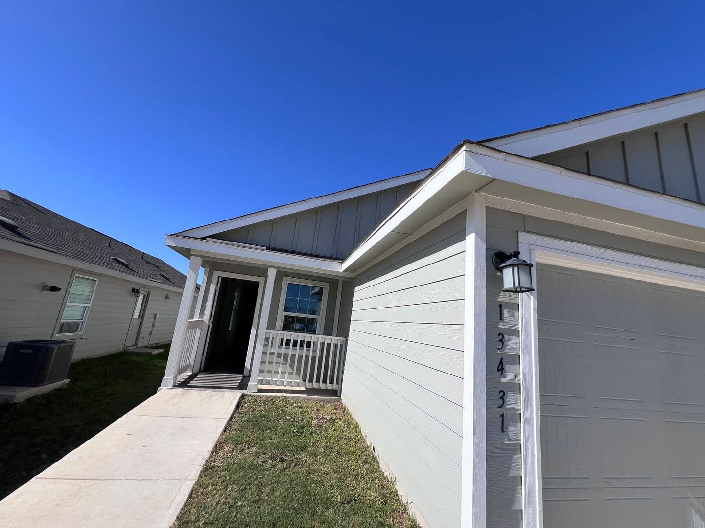 San Antonio House: 13431-Ashworth Blvd