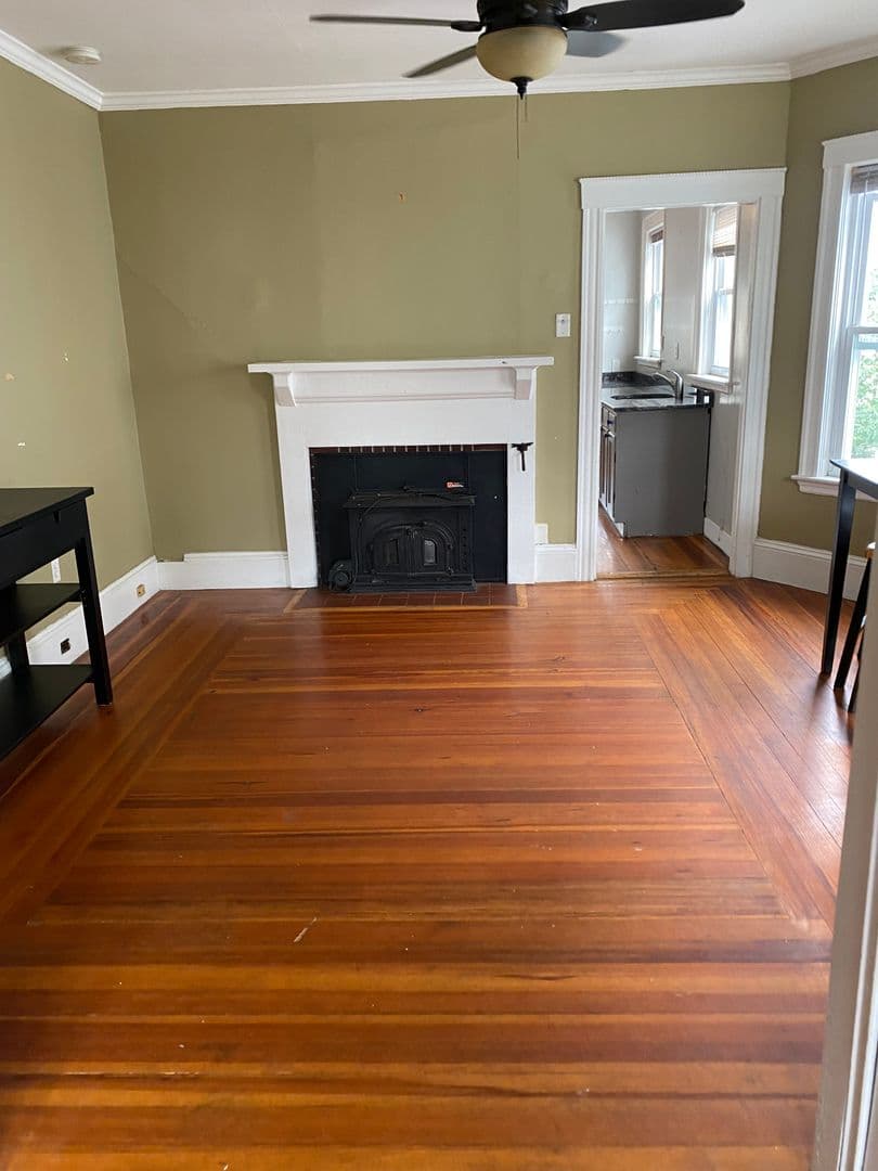 Medford Apartment: 20-22 Greenleaf Avenue