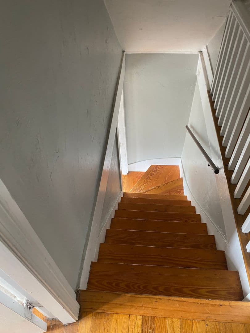 Medford Apartment: 20-22 Greenleaf Avenue