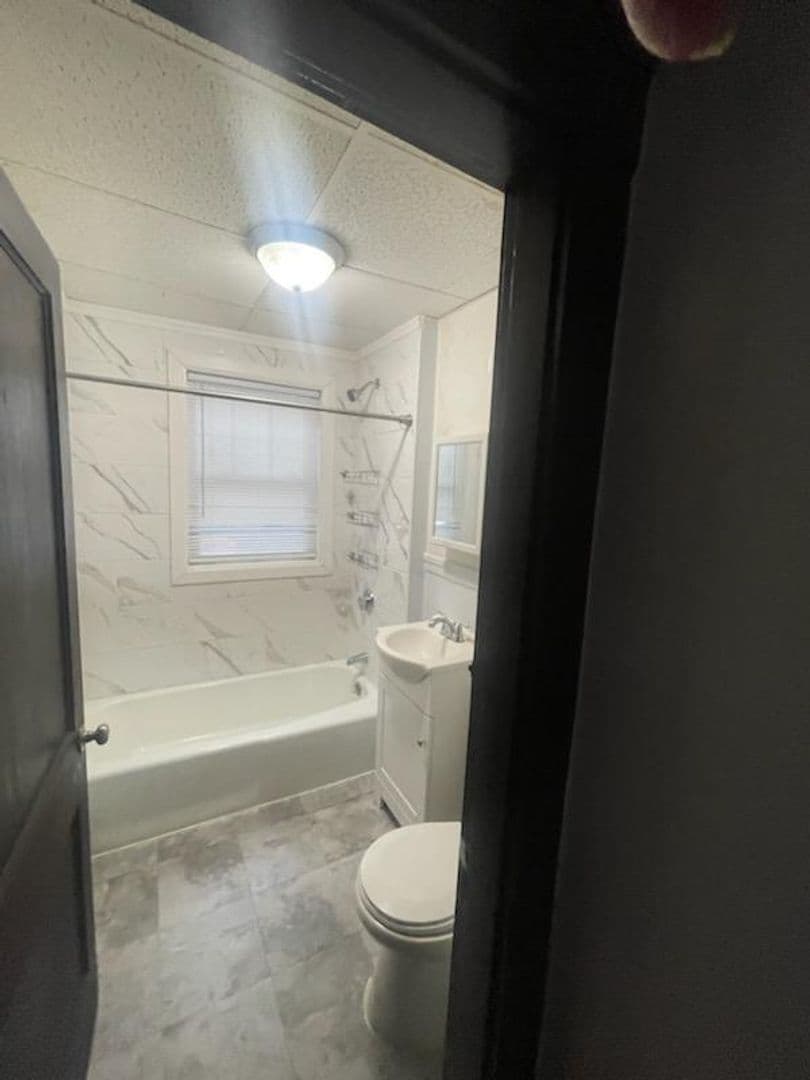 Lawrence Apartment: 273-279 Andover Street