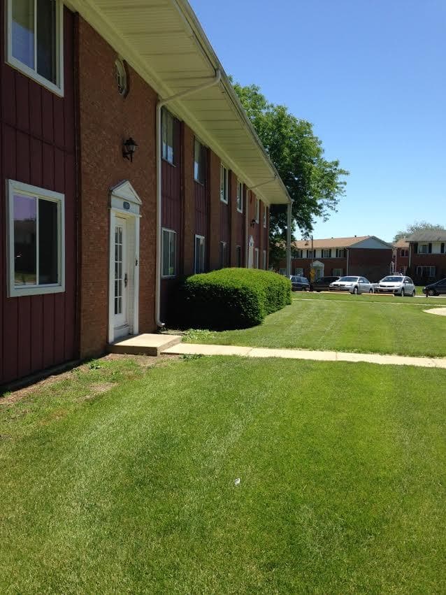 Aurora Apartment: 1341-1389 Monomoy St