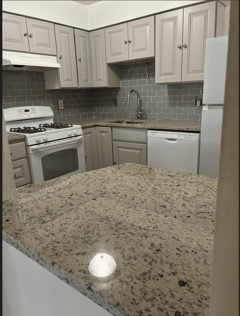 Montgomery Apartment: 2260-2274 Jericho Rd