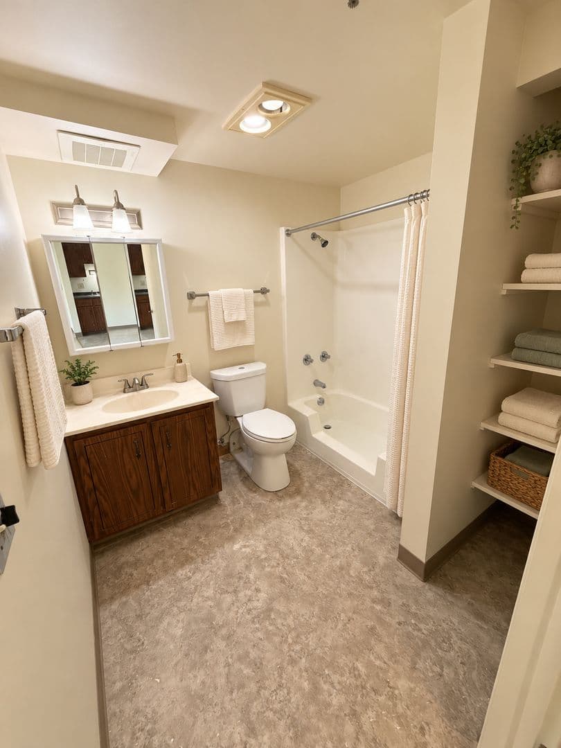 East Peoria Apartment: 500 Centennial Drive,