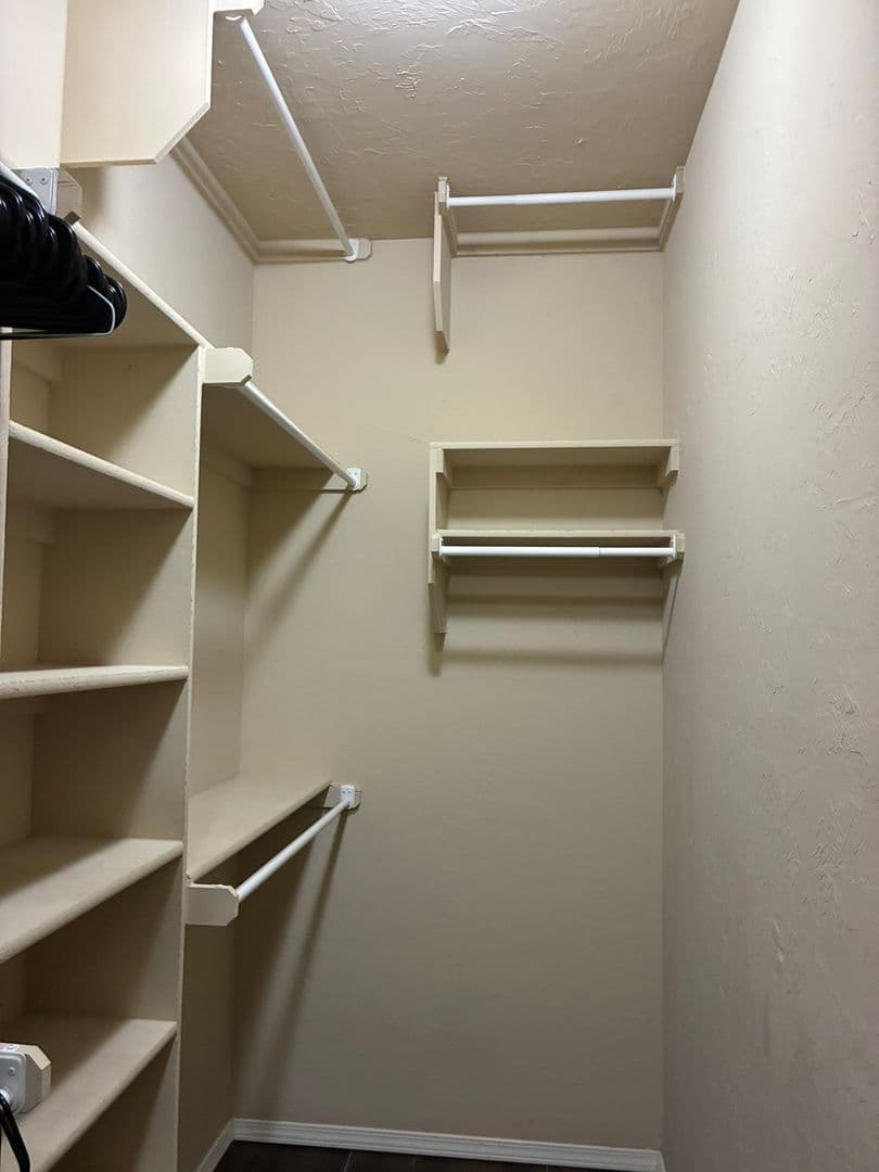 Lawton House: 5703 NW LADY MARNA AVE