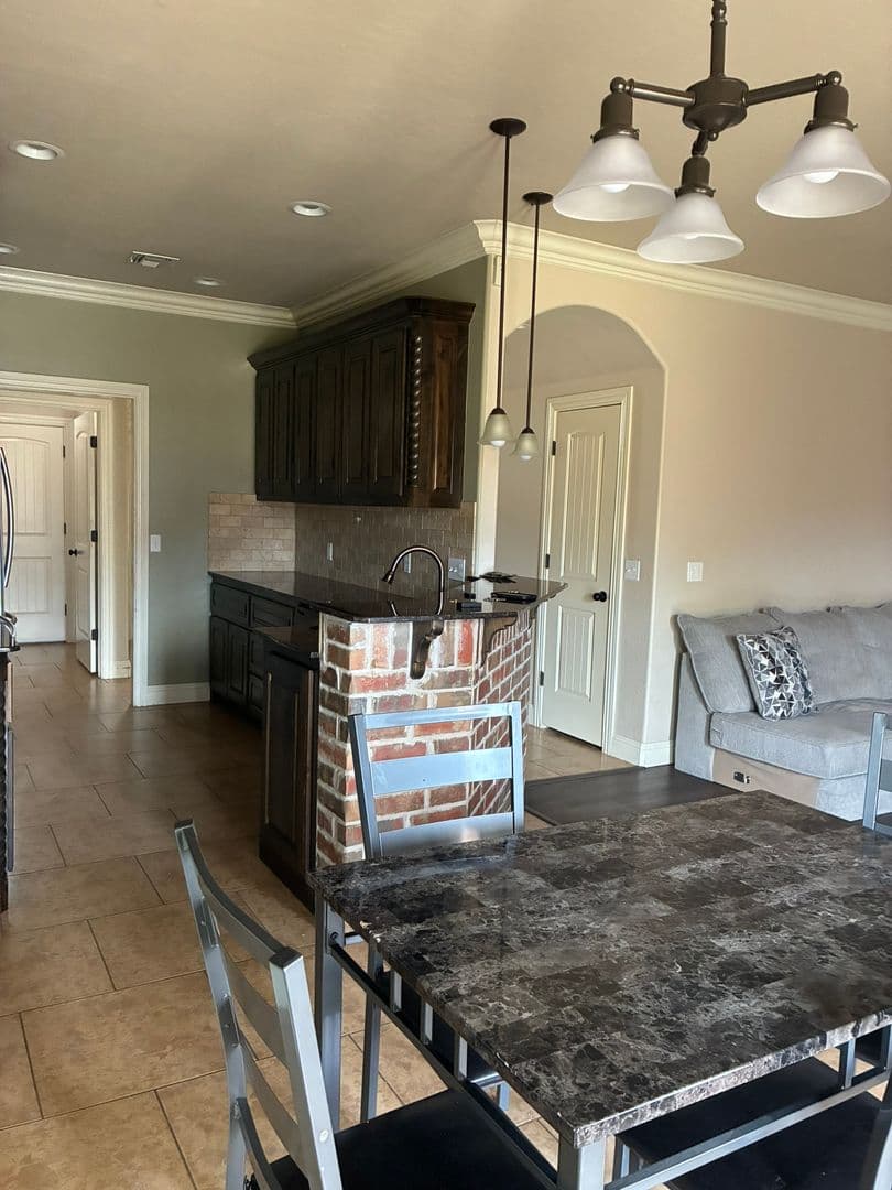 Lawton House: 5703 NW LADY MARNA AVE