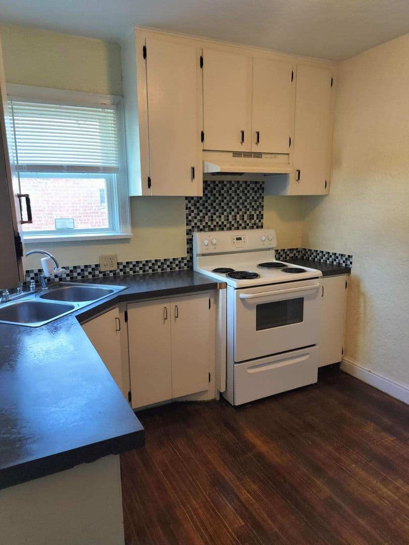 Lawton House: 1202 Northwest Fort Sill Boulevard