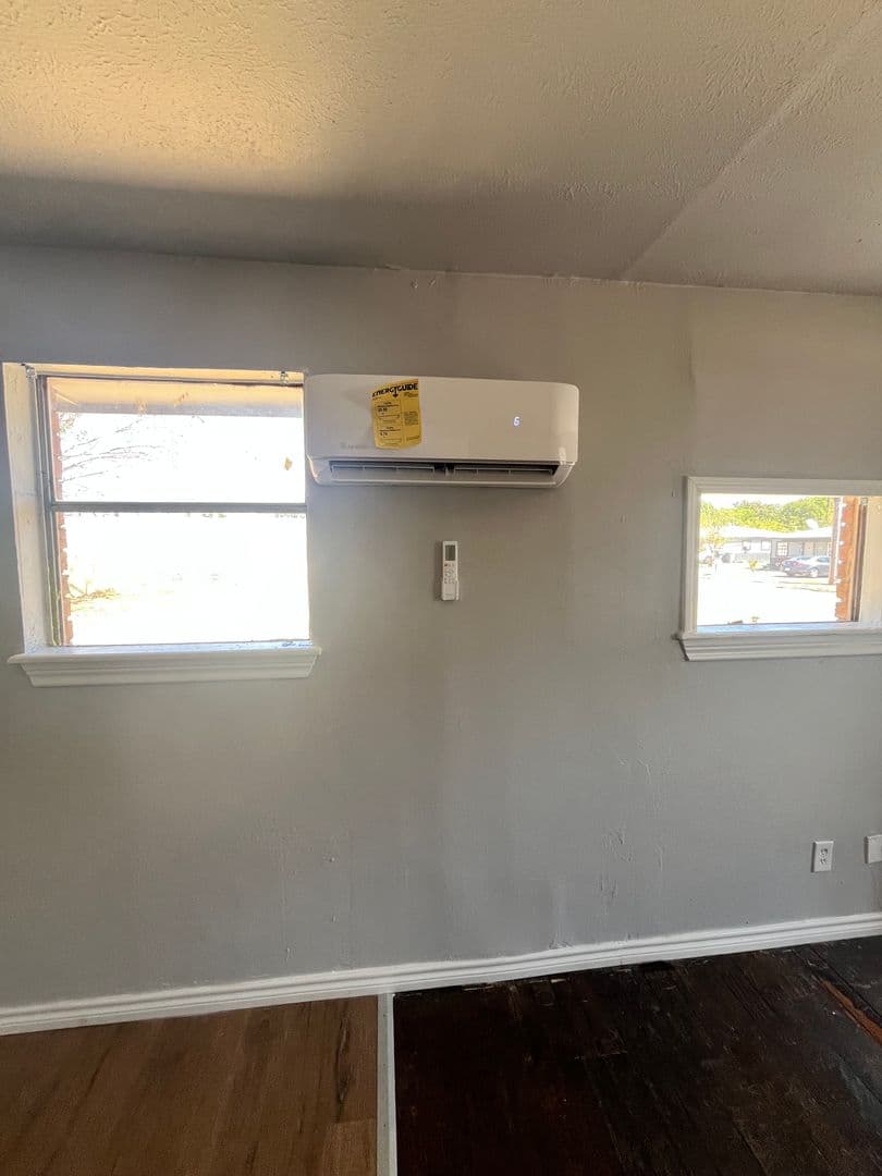 Lawton Condo: 2001 NW Baldwin Ave